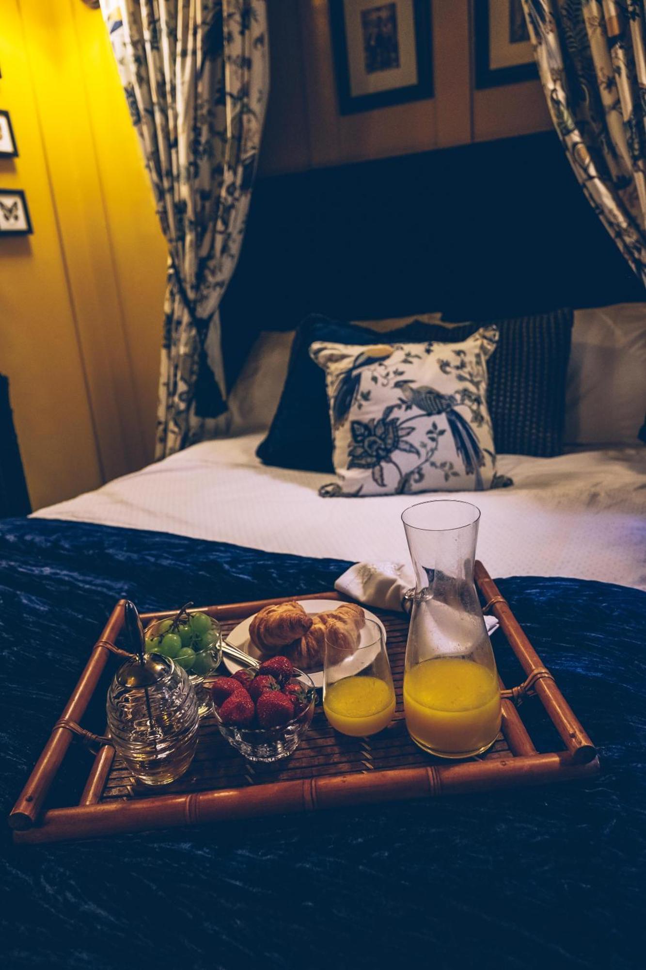 Sheddington Manor - 2 Bedroom Guest House & Cinema Белфаст Экстерьер фото