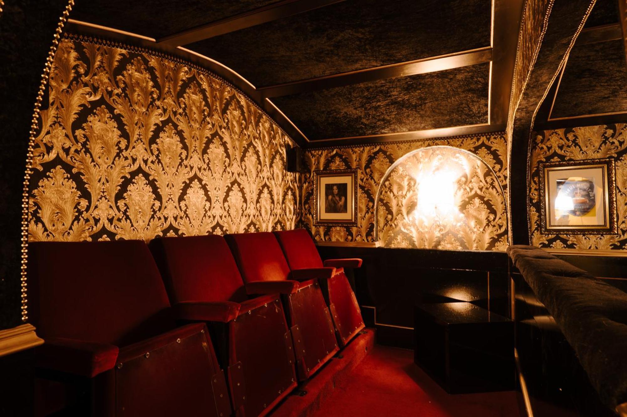 Sheddington Manor - 2 Bedroom Guest House & Cinema Белфаст Экстерьер фото