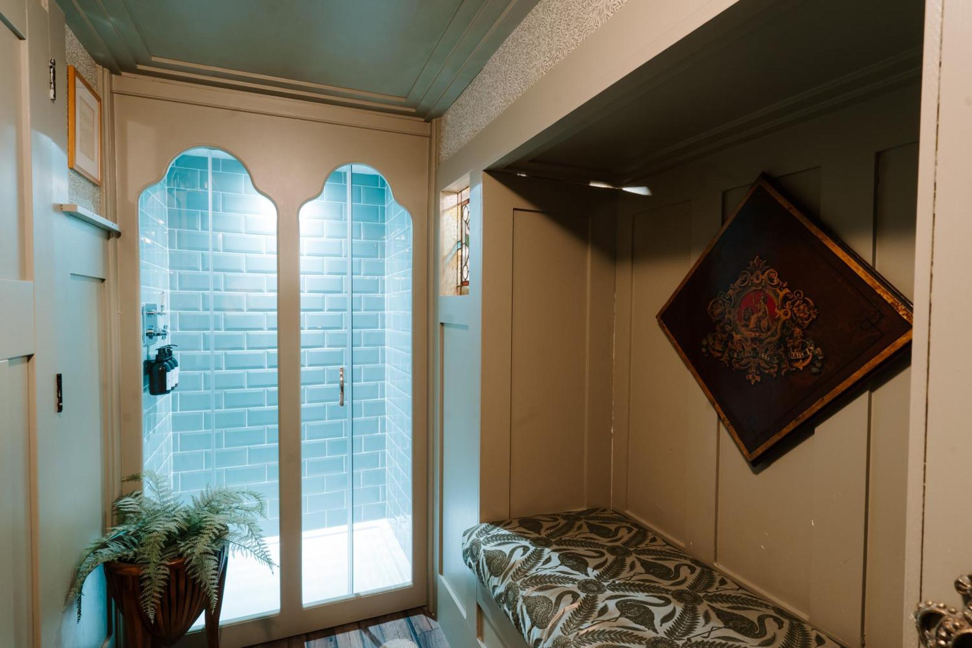 Sheddington Manor - 2 Bedroom Guest House & Cinema Белфаст Экстерьер фото